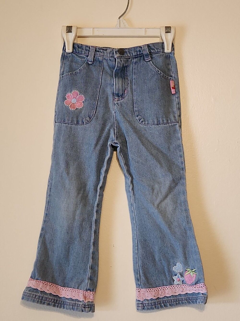 VTG 2005 Strawberry Shortcake Flare Jeans Embroidered Y2K Berry Wear - Size 4